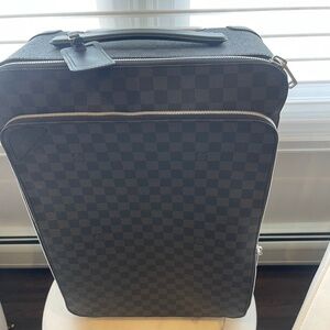 Louis Vuitton Luggage Authentic